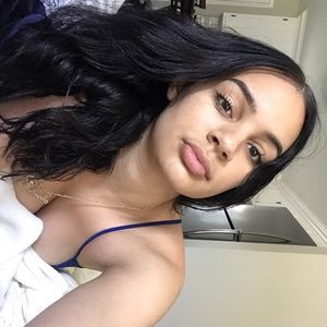 Meet your Posher, Delky